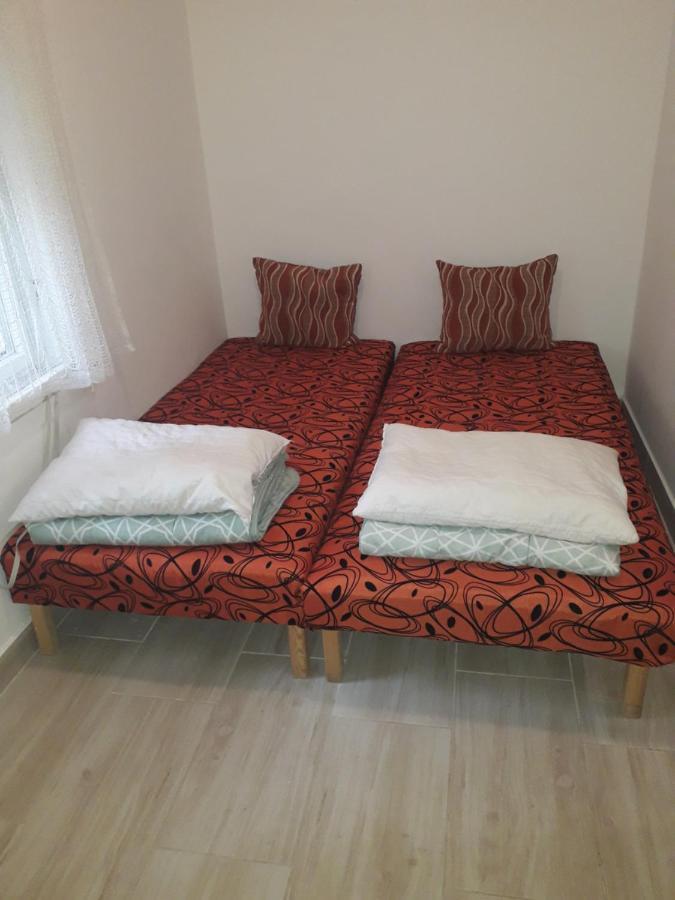 Napsugar Apartmanhaz Balatonlelle Εξωτερικό φωτογραφία