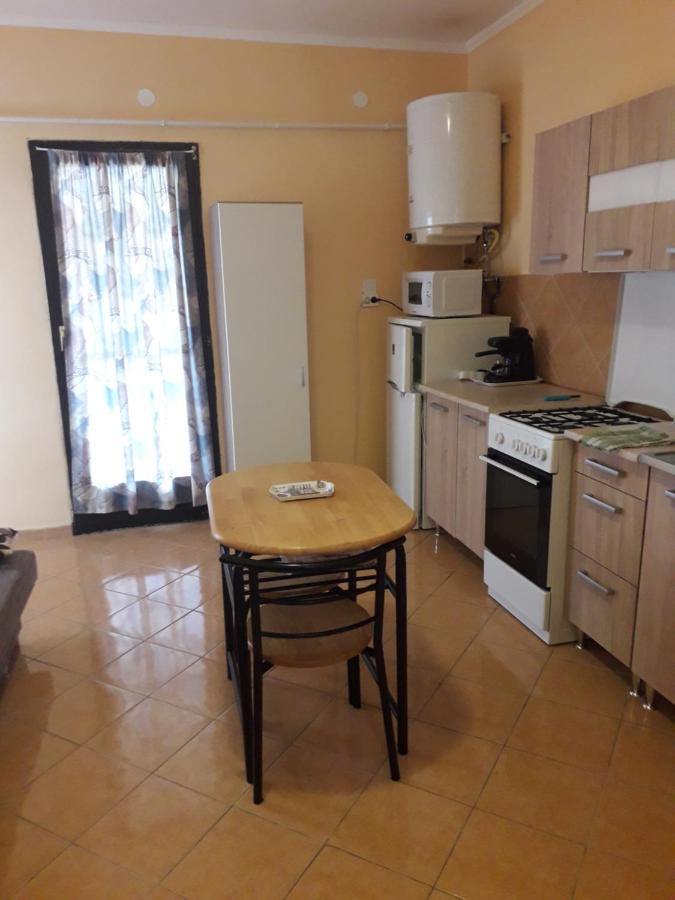 Napsugar Apartmanhaz Balatonlelle Εξωτερικό φωτογραφία