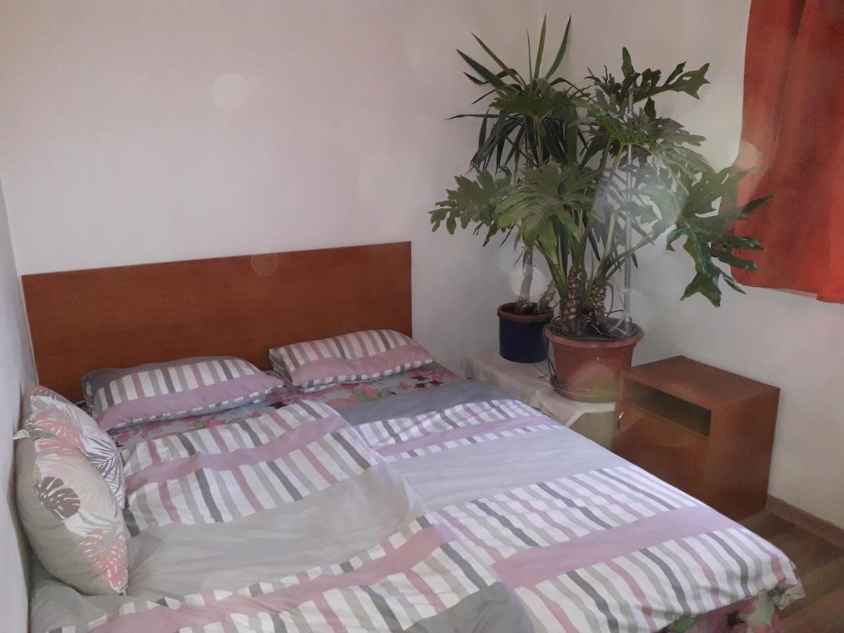Napsugar Apartmanhaz Balatonlelle Εξωτερικό φωτογραφία